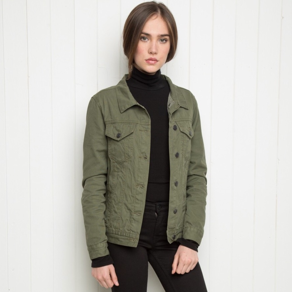 Brandy Melville Shaine olive jacket